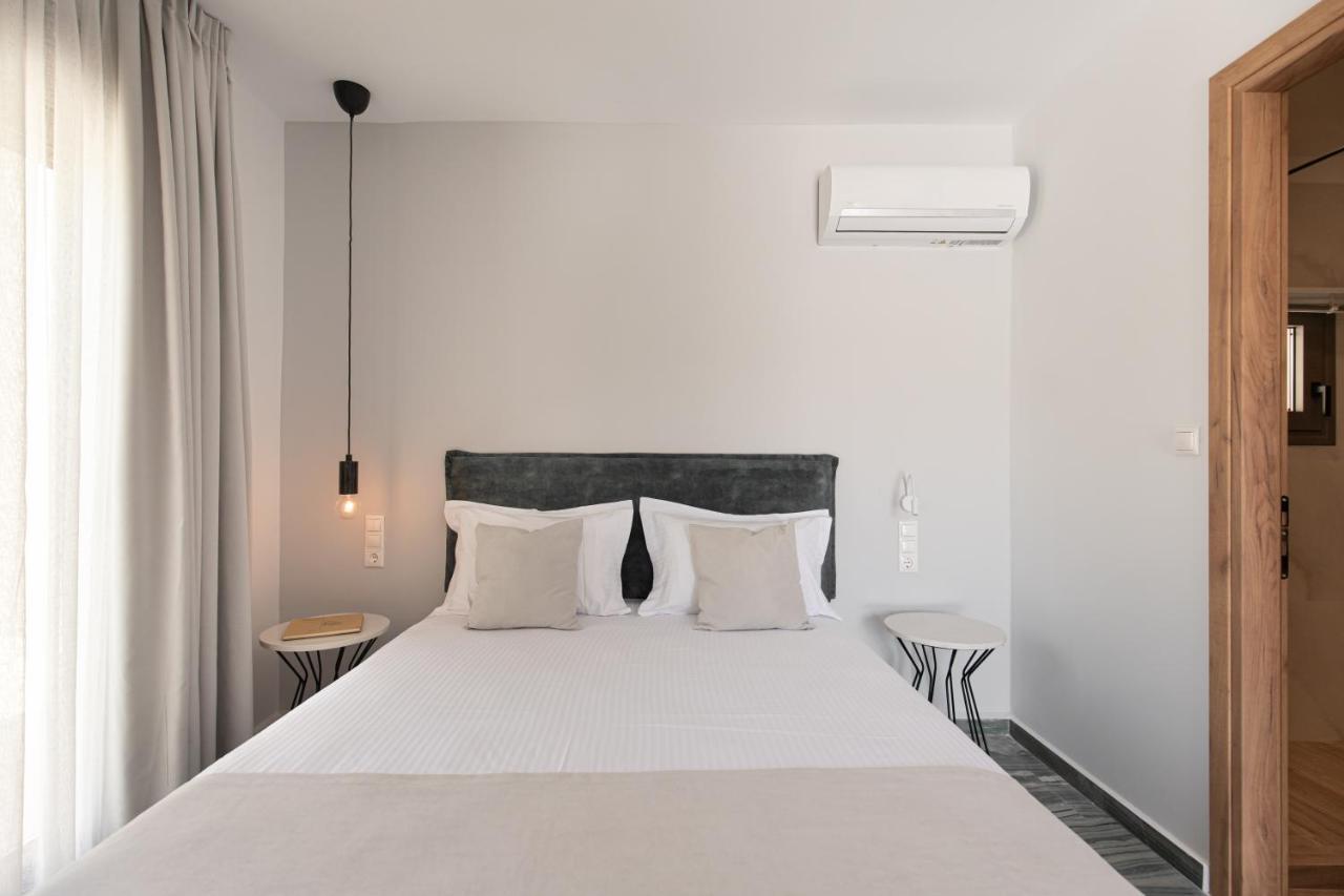 Marble Luxury Suites Karteros Exterior foto