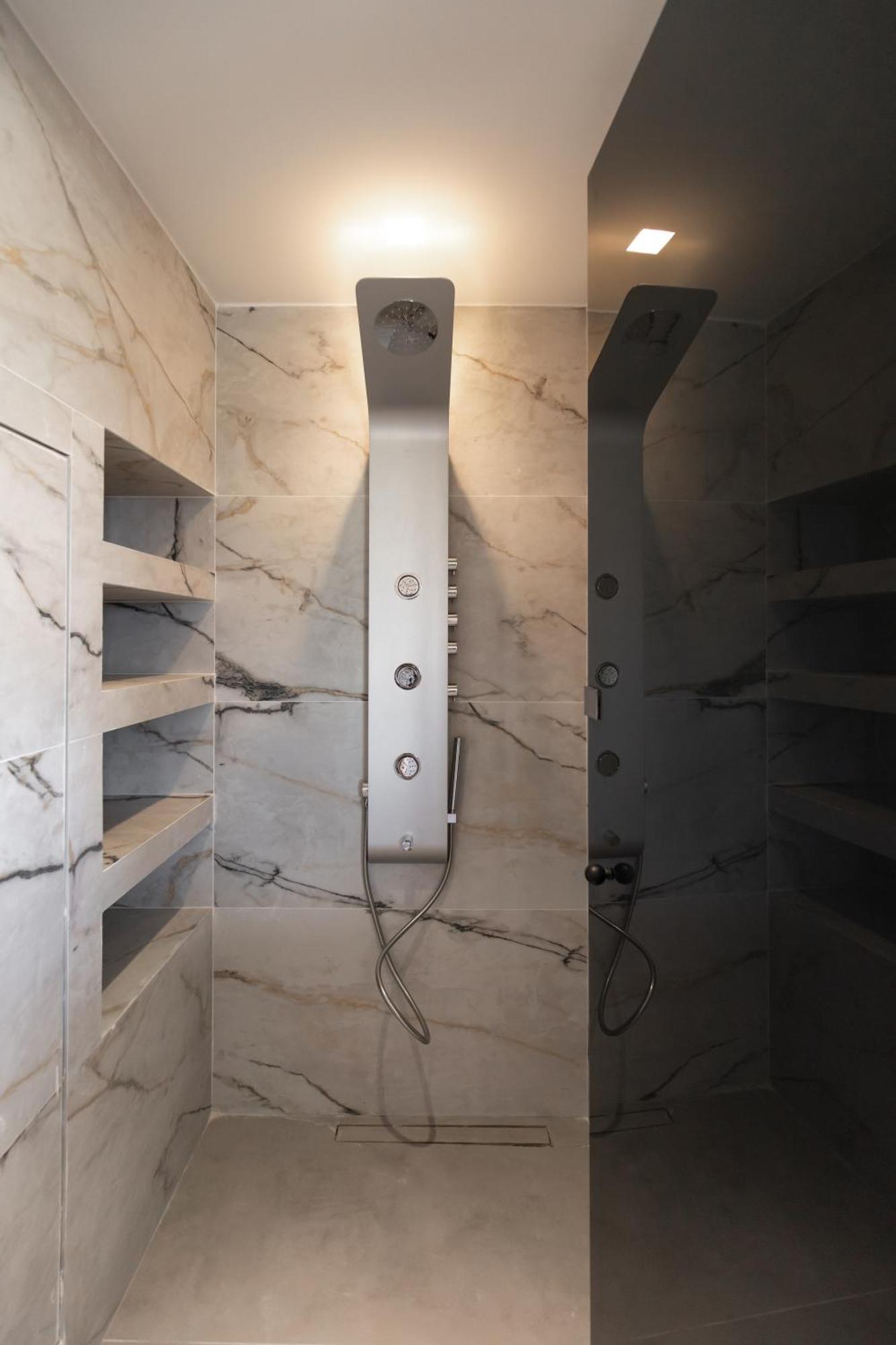 Marble Luxury Suites Karteros Habitación foto